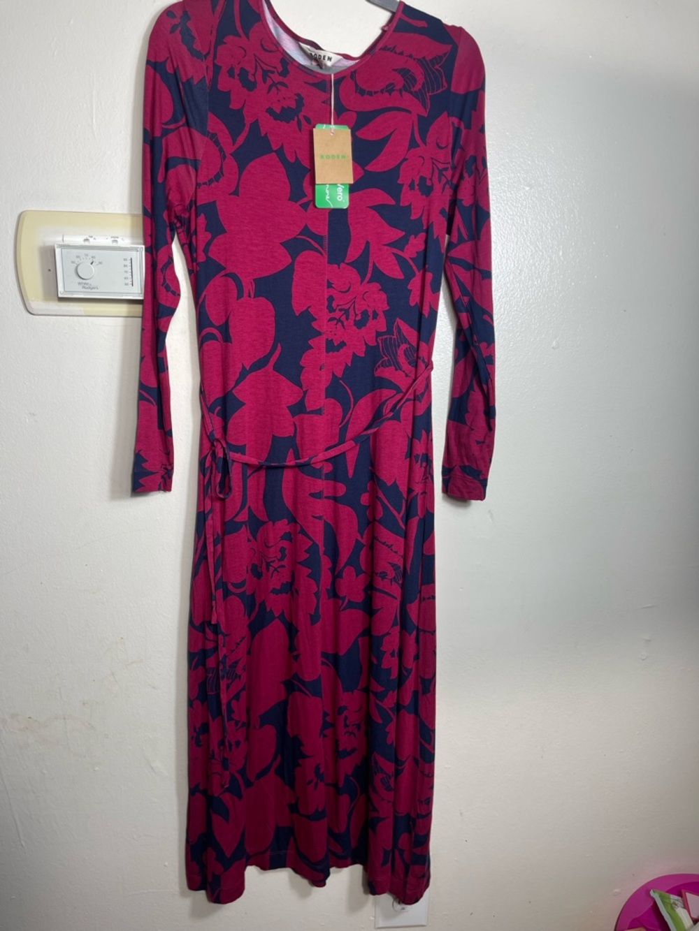 Boden Lucy Jersey Midi Dress Warm Cranberry Tulip Bloom Floral NWT Size 10 - Picture 3 of 7